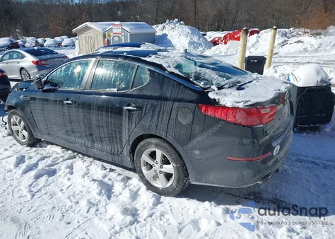 2015 Kia Optima Lx z USA, uszkodzony, nr VIN KNAGM4A7XF5662991